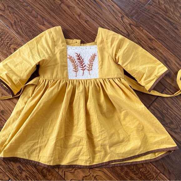 Wheat dress - Picture 2 of 7
